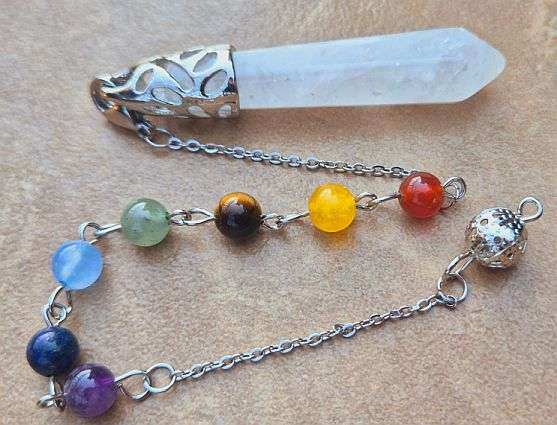 1pcs Chakra Natural Quartz Crystal Pendant /  Natural & Synthetic Beads / Dowsing  Pendulum