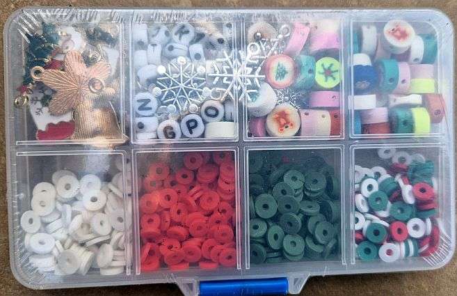 ***DIY***  Bracelet Making Kit / Christmas /  Acrylic /  Polymer Clay / Alloy  Charms / Kit