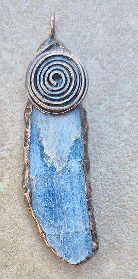*Clearance Sale*1pc Natural /Kyanite/Cyanite/Disthene Quartz /  Red Copper Plated  /  Pendant