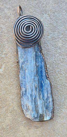 *Clearance Sale*1pc Natural /Kyanite/Cyanite/Disthene Quartz /  Red Copper Plated  /  Pendant