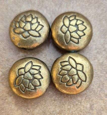*Clearance Sale *4pc x 14mm / Lotus Flower / Flat Round Bronze Tone Tibetan Style Metal
