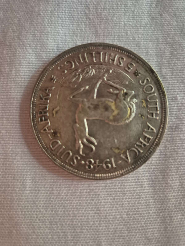 12× 5 shillings coins ..1 bid for lot see photos