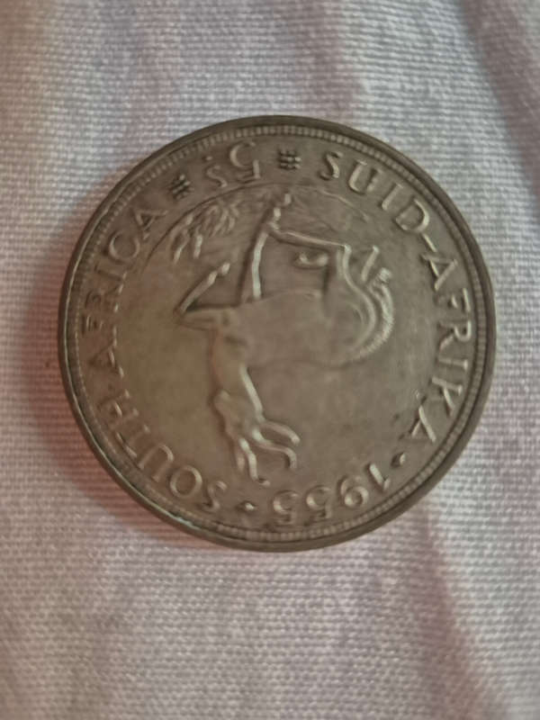 12× 5 shillings coins ..1 bid for lot see photos