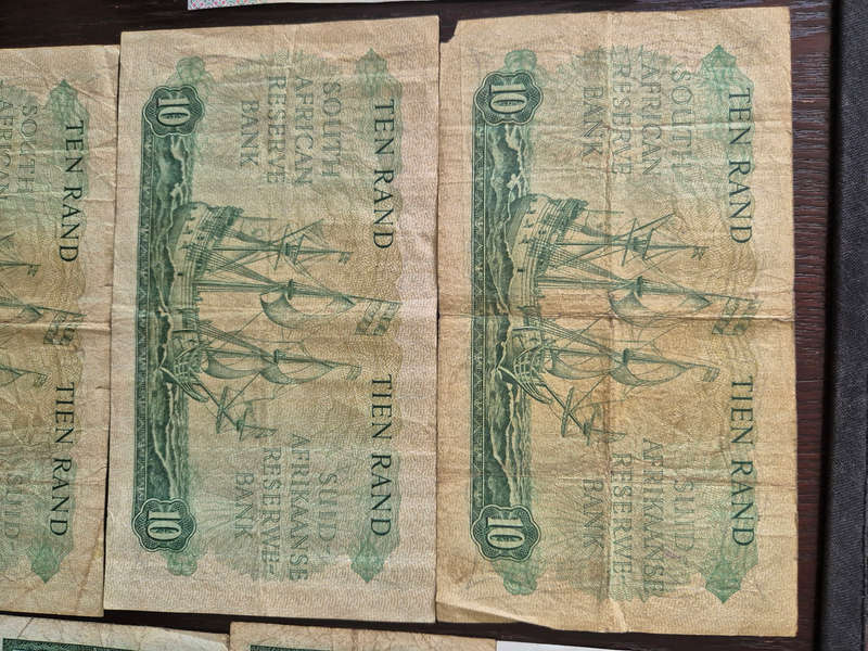 8 old R10 notes