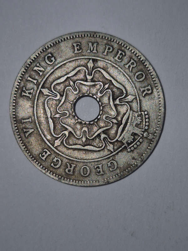 8×  coins.