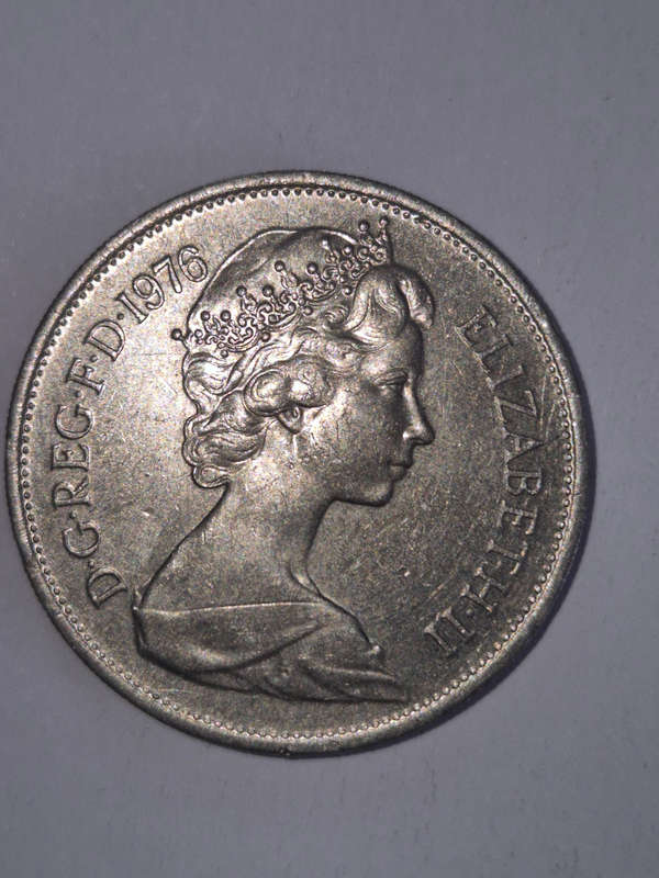 8×  coins.