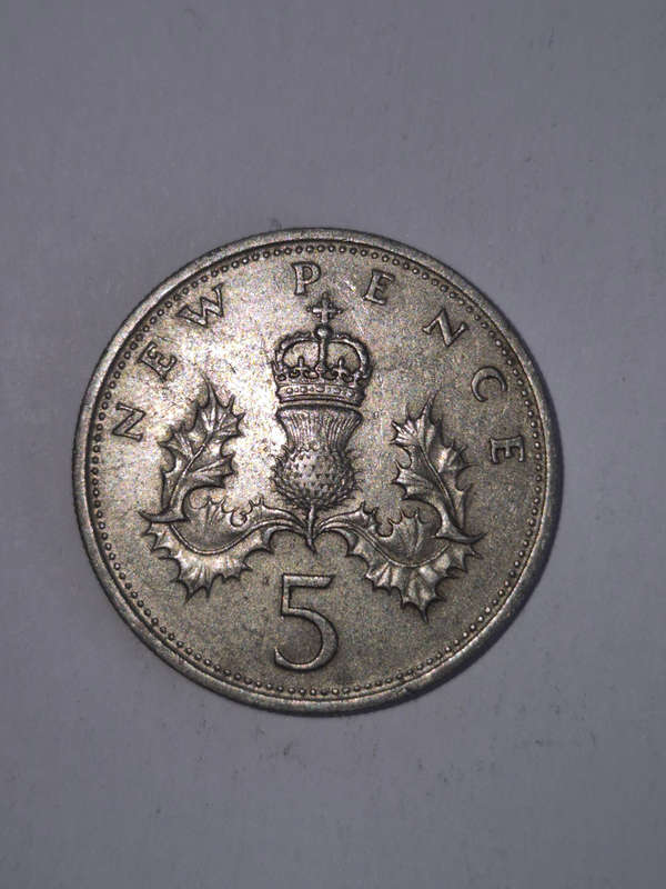 8×  coins.
