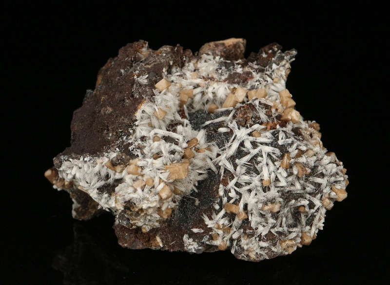 Olmiite & Bultfonteinite,"N'Chwaning II Mine, Kalahari Manganese Field, Northern Cape, South Africa