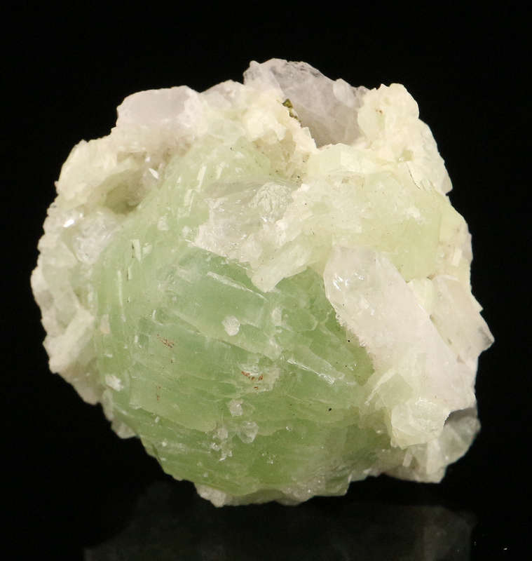 Quartz on Prehnite, Gobobosebberge Mnt, Namibia