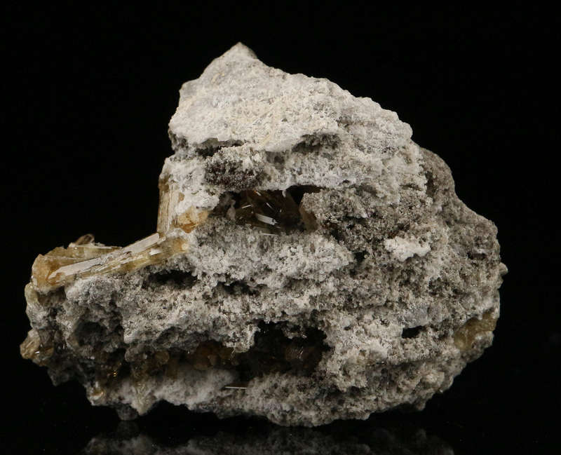 Baryte on MatrixRosh, Pinah Mine, Namibia