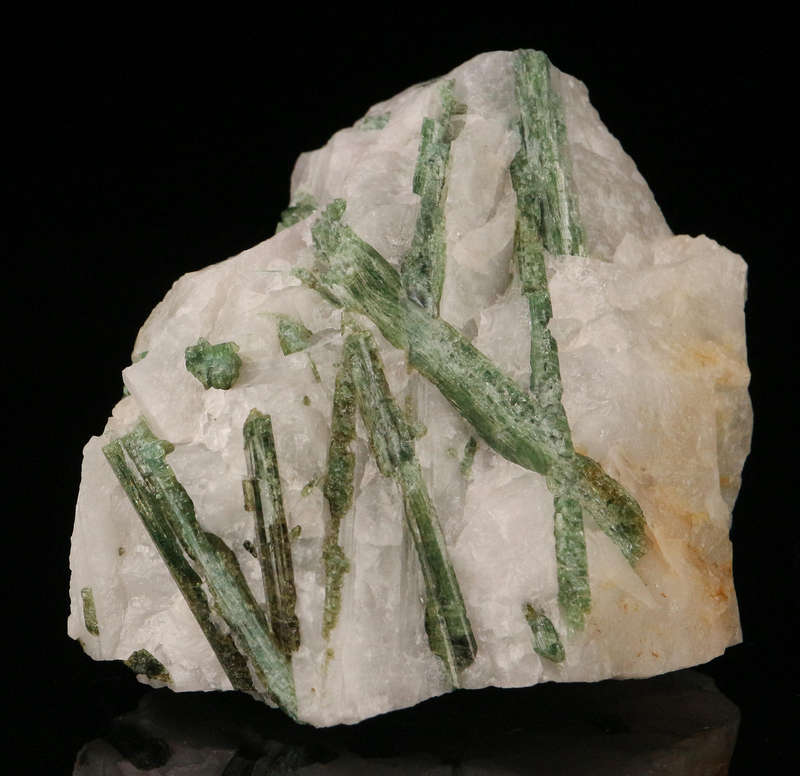Tourmaline on Quartz, Erongo Mnt Region, Namibia