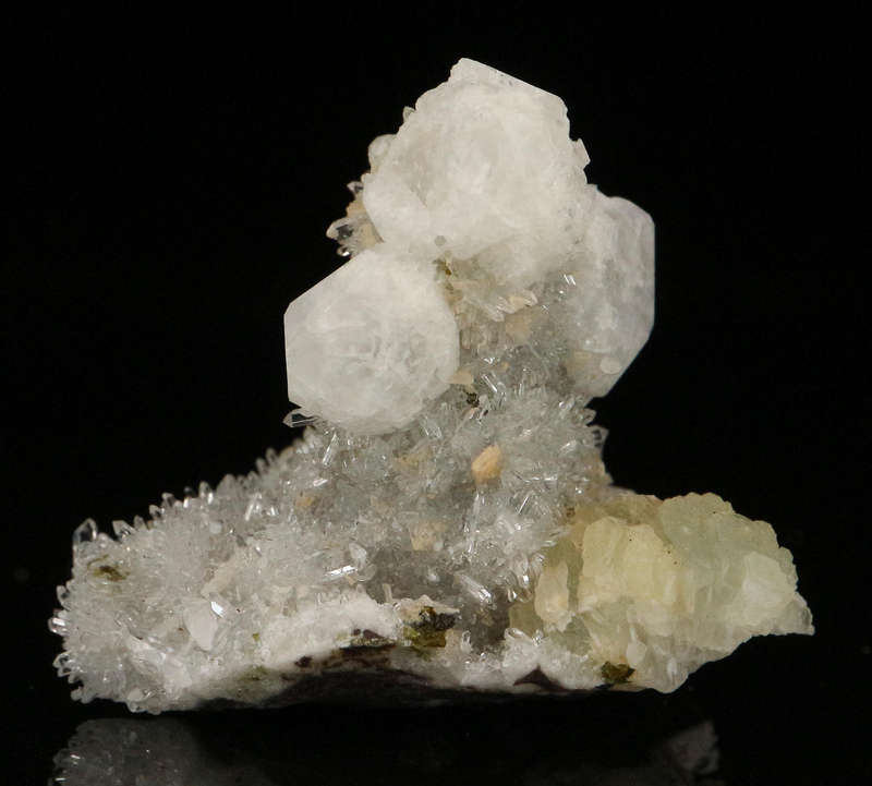 Analcime, Prehnite & Quartz, Gobobosebberge Mnt, Namibia