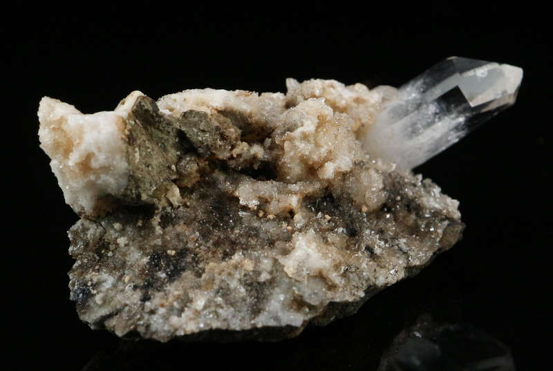 Quartz on Matrix, Gobobosebberge Mnt, Namibia