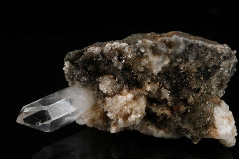 Quartz on Matrix, Gobobosebberge Mnt, Namibia