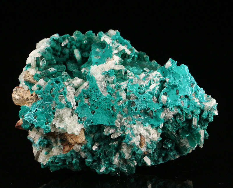Malachite on Baryte, Shangulowé Mine, Kambove, Haut-Katanga, DR Congo