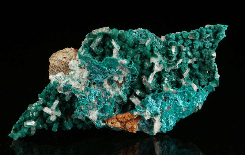 Malachite on Baryte, Shangulowé Mine, Kambove, Haut-Katanga, DR Congo