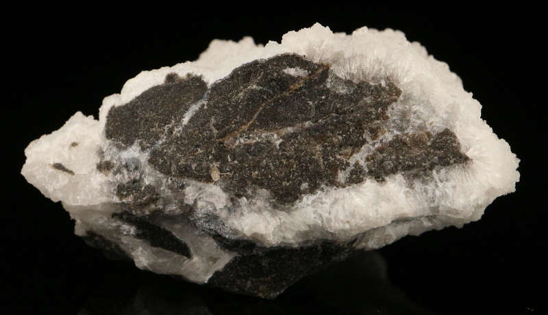 Hemimorphite on Quartz on Smithsonite, Skorpion Mine, Karas Region, Namibia