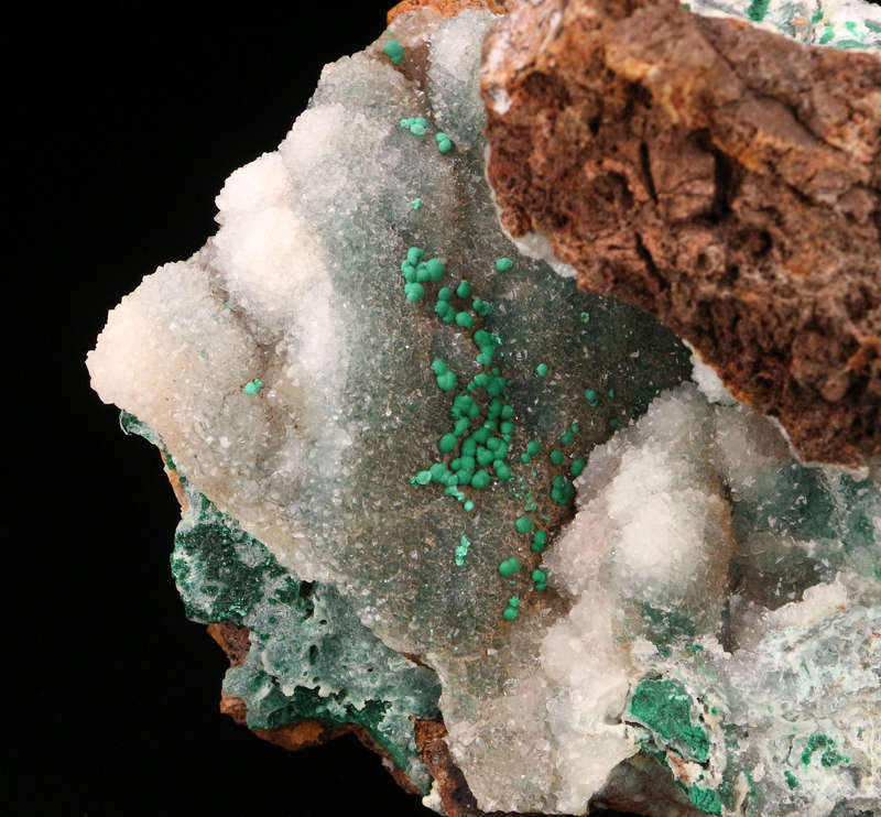 Malchite on Quartz on Matrix, Tenke Fungurume, DR Congo