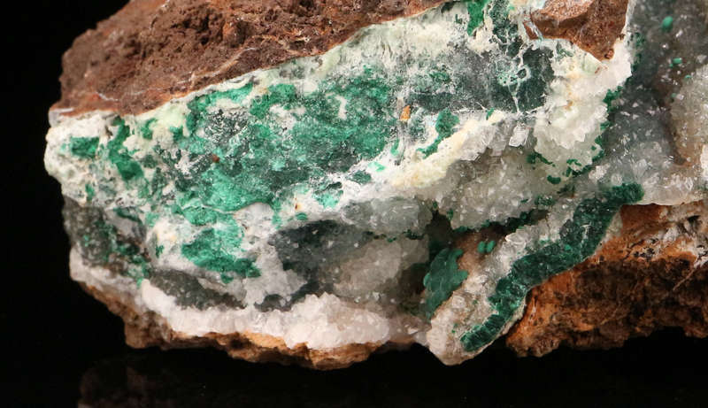 Malchite on Quartz on Matrix, Tenke Fungurume, DR Congo