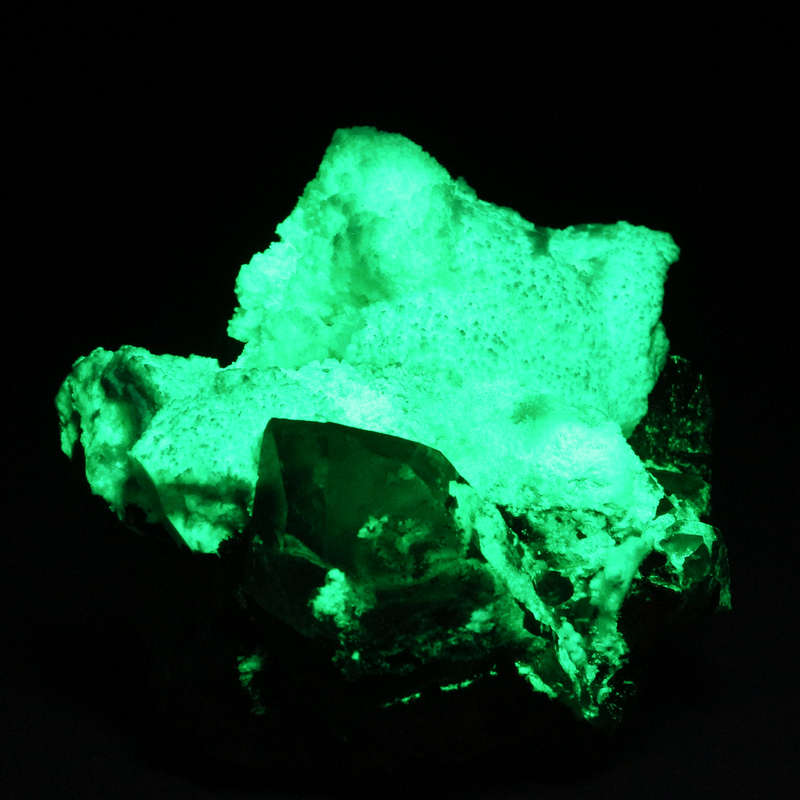Opal-AN on Quartz, Erongo Mnt Region, Namibia