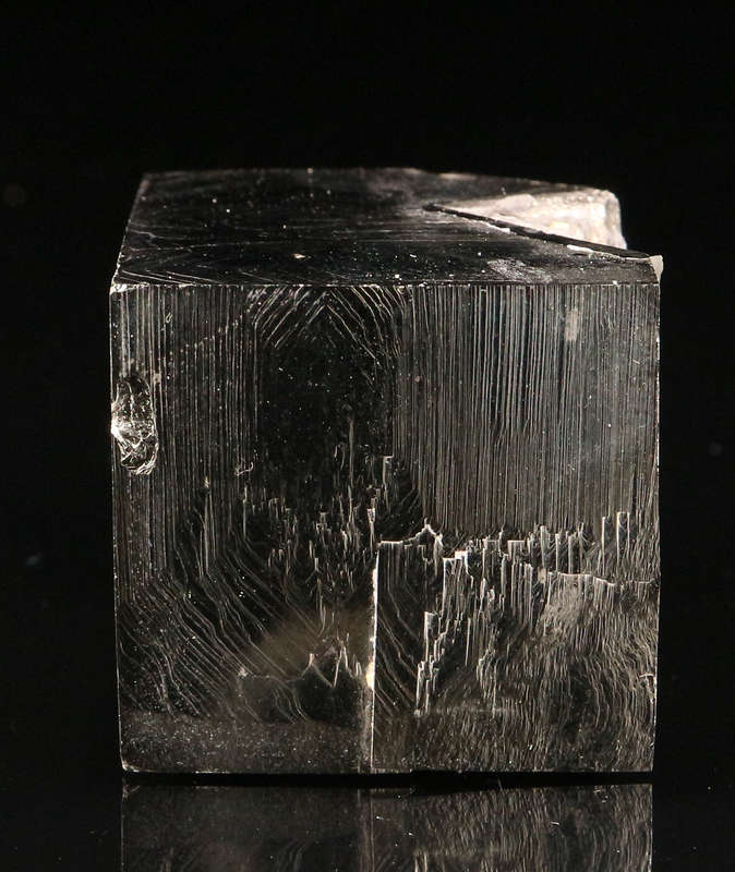 Pyrite Cube, Navachab, Spain