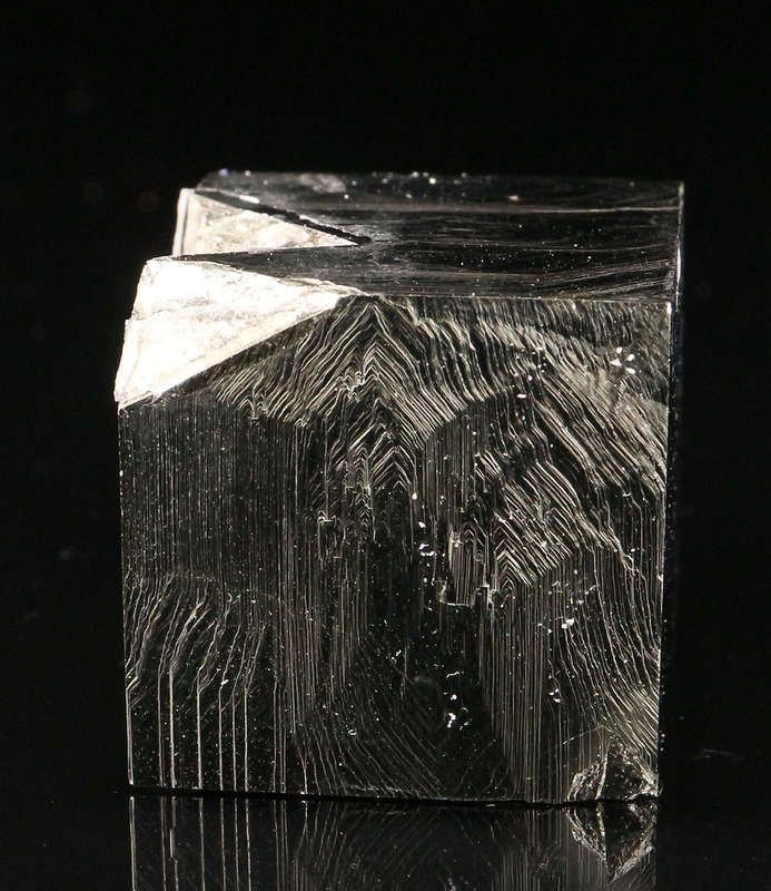 Pyrite Cube, Navachab, Spain