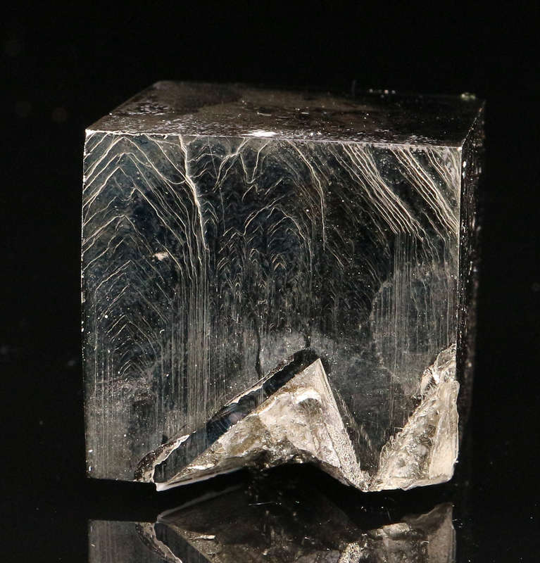 Pyrite Cube, Navachab, Spain