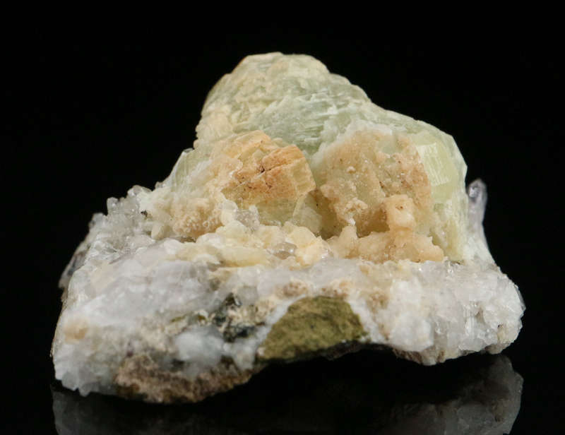 Prehnite on Matrix, Gobobosebberge Mnt, Namibia