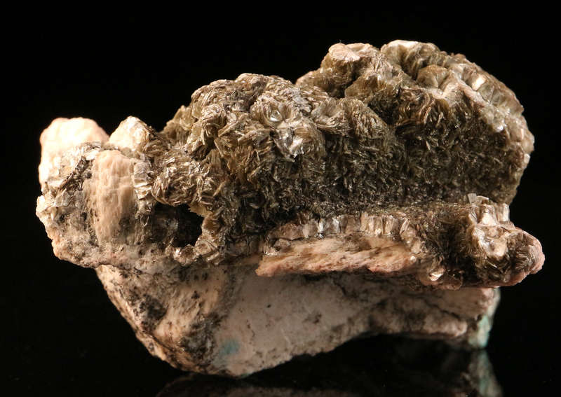 Muscovite on Fluorite, Erongo Mnt, Erongo Region, Namibia.