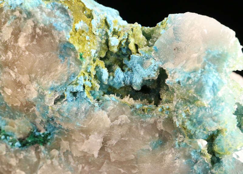 Shattuckite on Quartz, Kaokoveld Region, Namibia