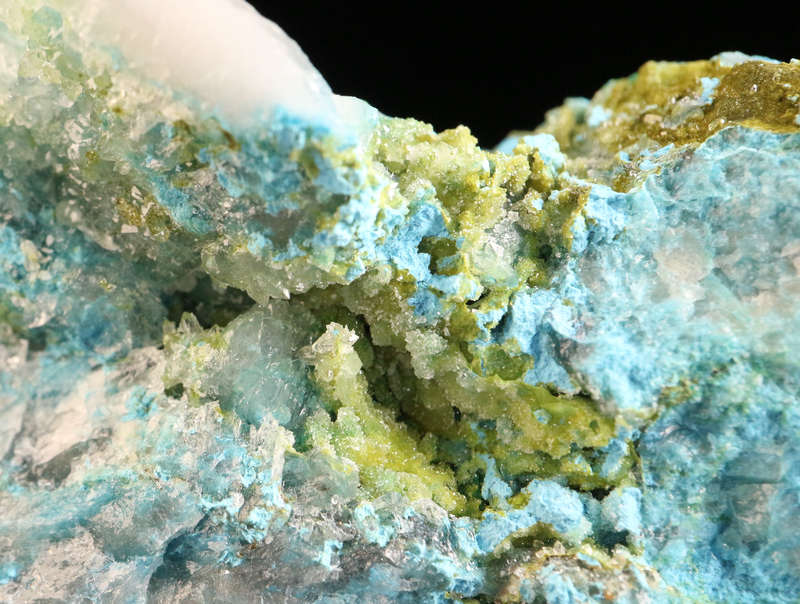 Shattuckite on Quartz, Kaokoveld Region, Namibia