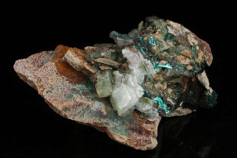 Malachite incl Baryte, Shangulowé Mine, Kambove, Haut-Katanga, DR Congo