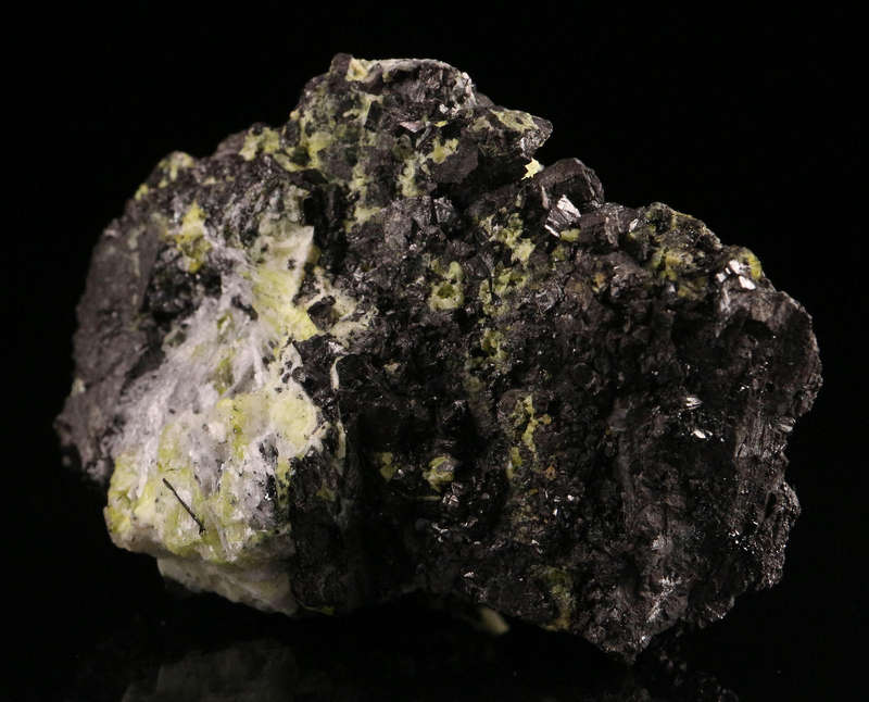 Jouravskite & Bixbyite, "N'Chwaning II Mine, Kalahari Manganese Field, Northern Cape, South Africa "