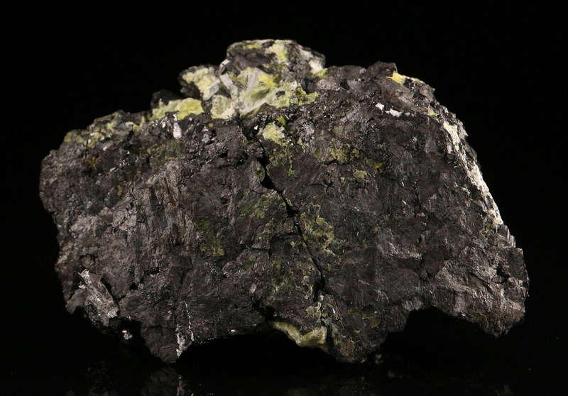 Jouravskite & Bixbyite, "N'Chwaning II Mine, Kalahari Manganese Field, Northern Cape, South Africa "