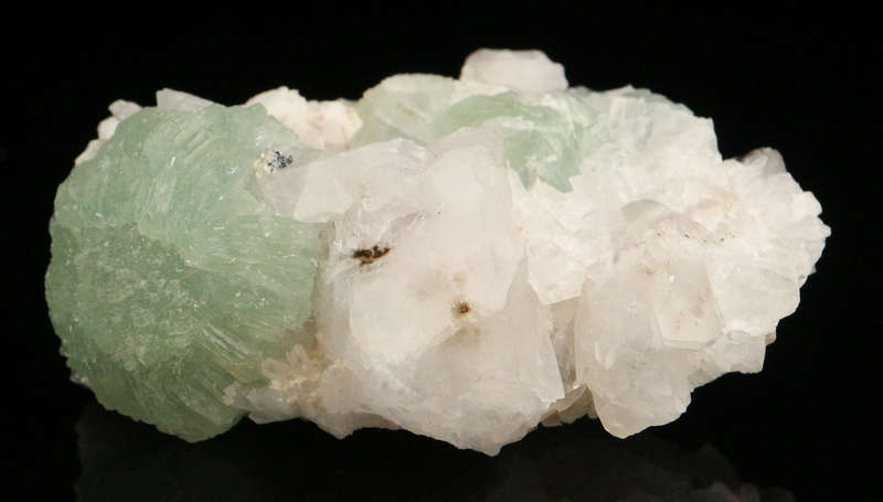 Prehnite on Matrix, Gobobosebberge Mnt, Namibia