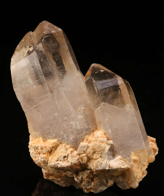 Hematite in Quartz Floater, Orange River Area, Karas Region, Namibia