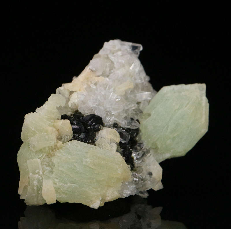 Babingtonite, Prehnite on Quartz, Gobobosebberge Mnt, Namibia