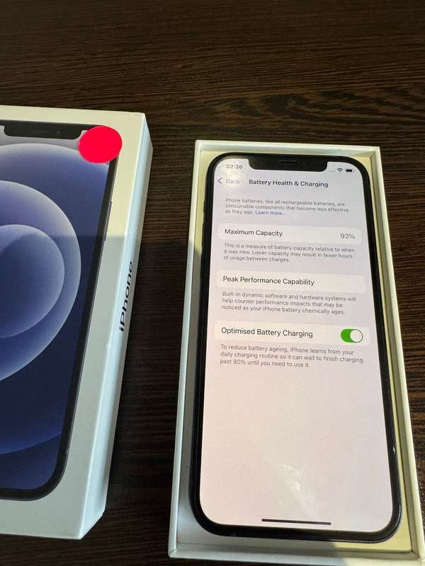 Apple iPhone 12 64GB Blue