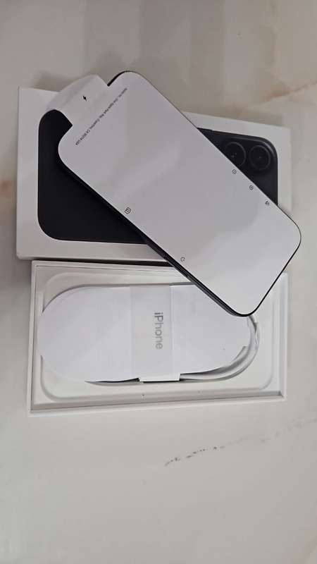 Apple iPhone 16 256GB Black