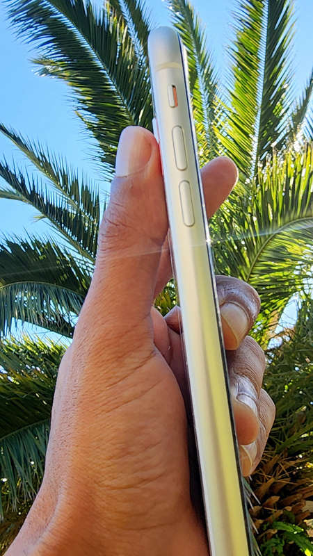 iPhone 11