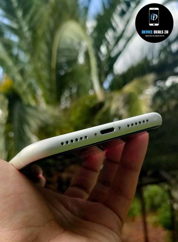 iPhone 11 - 64GB