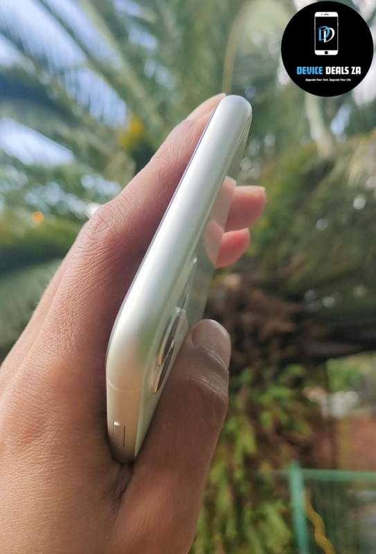 iPhone 11 - 64GB