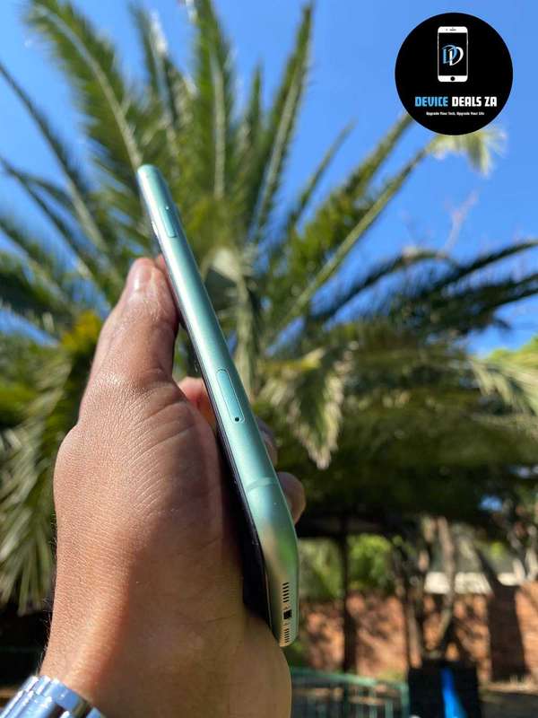 iPhone 11 - 128GB