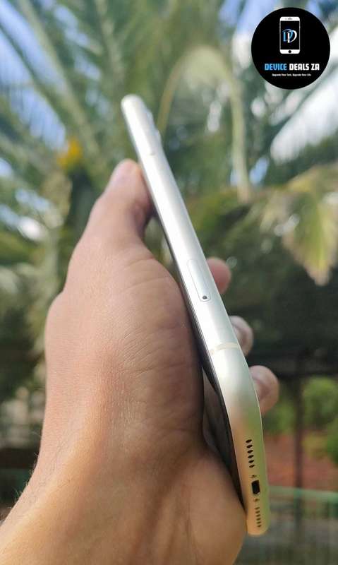 iPhone 11 - 64GB
