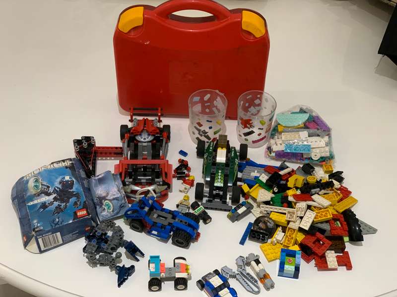 LEGO Lot // Please See Pics  Partial Models, Old Blocks, Souvenir Glasses, Lego Branded Case