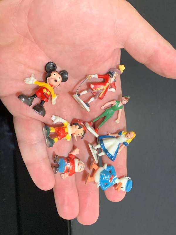 Vintage Disney DisneyKins Figurines  Made In Hong Kong - Various Plastic Characters