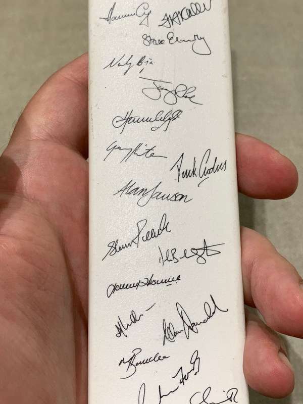 Limited Edition Promotional Mini Cricket Bat  Proteas Team  Printed Signatures  1999 Cricket WC