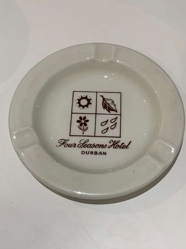Vintage Continental China Ashtray - Holidays Of Yesteryear - Four Seasons Hotel Durban