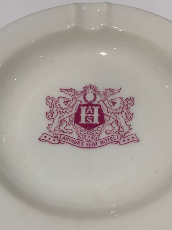 Vintage Continental China Ashtray - Holidays Of Yesteryear - Arthurs Seat Hotel - Cape Town