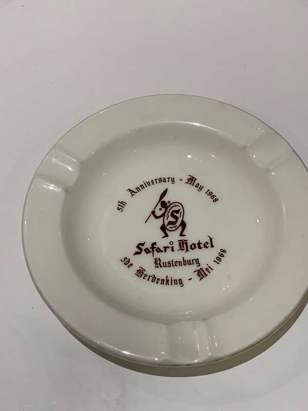 Vintage Continental China Ashtray - Holidays Of Yesteryear - Safari Motel - Rustenburg